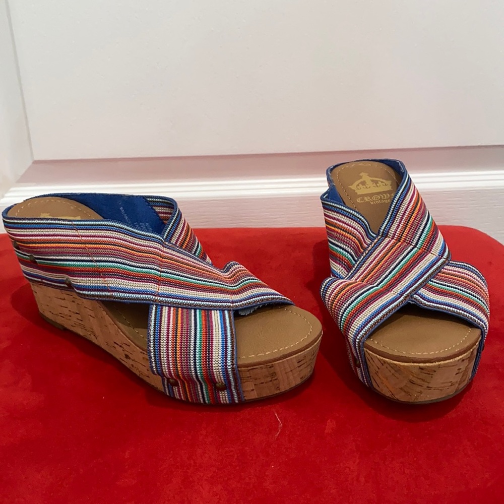 Colorful wedges with cork